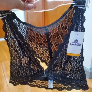 B.Tempt'd Wacoal Lace Bralette Small